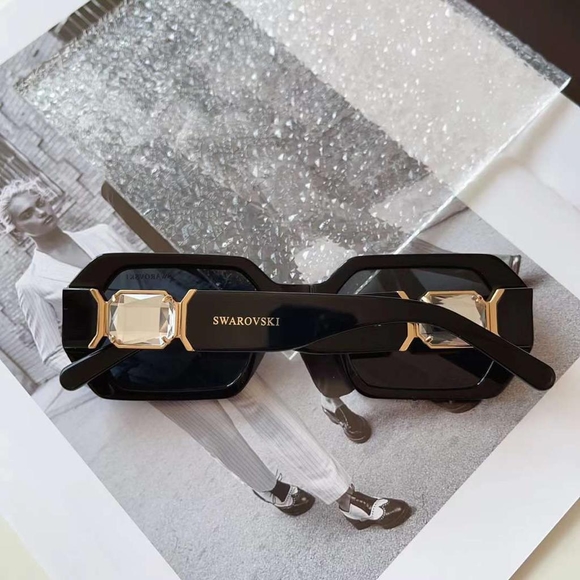 Swarovski - Picture 5 of 8